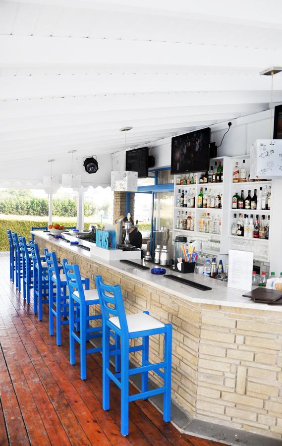 Tasmaria Aparthotel Paphos ภายนอก รูปภาพ